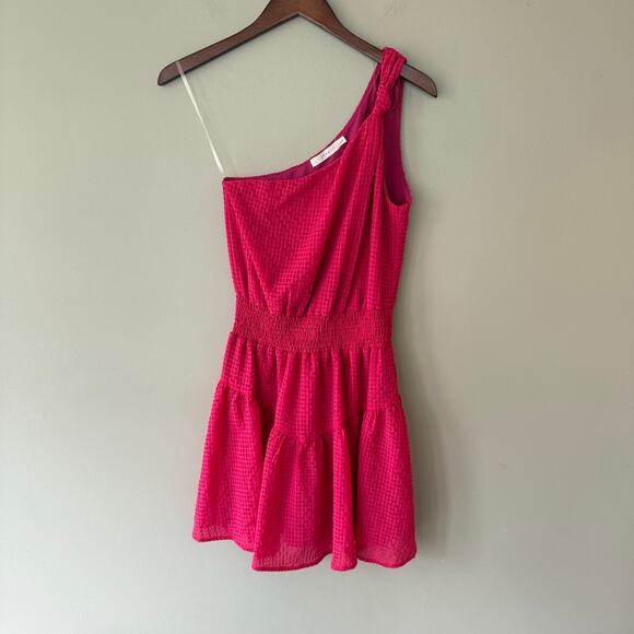 Lush Hot Pink One Shoulder Smocked Waist‎ Tiered Mini Dress Sz XS Barbie Y2K - Picture 5 of 12